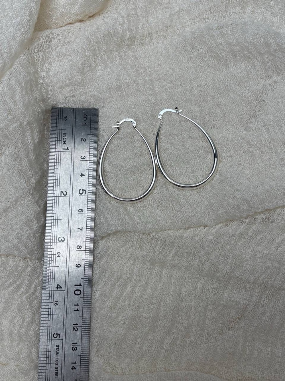925 Sterling Silver Teardrop Hoop Earrings - Silver OUT OF STOCK - Picture 5 of 6